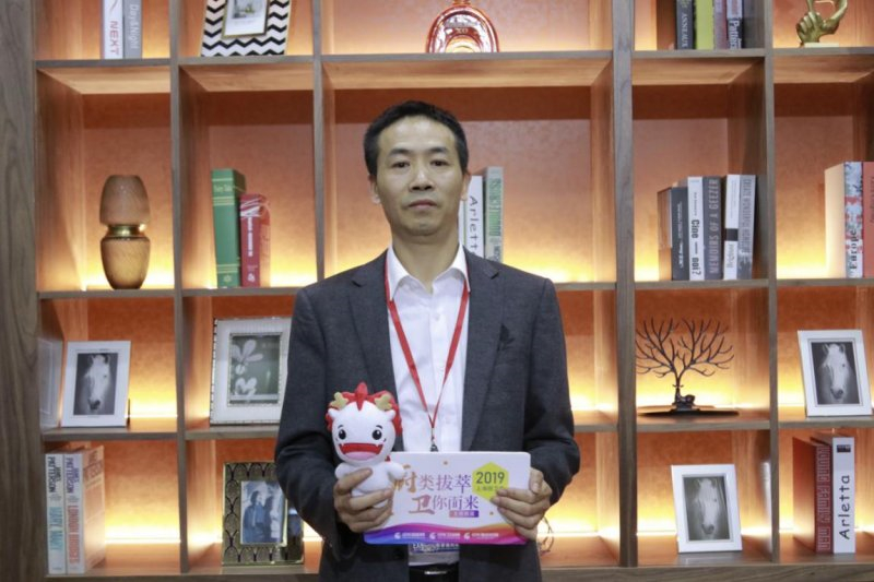 品尊工匠張董:原木現代輕奢,將環(huán)保進行到底(圖1) 品尊工匠張董:原木現代輕奢,將環(huán)保進行到底(圖1)